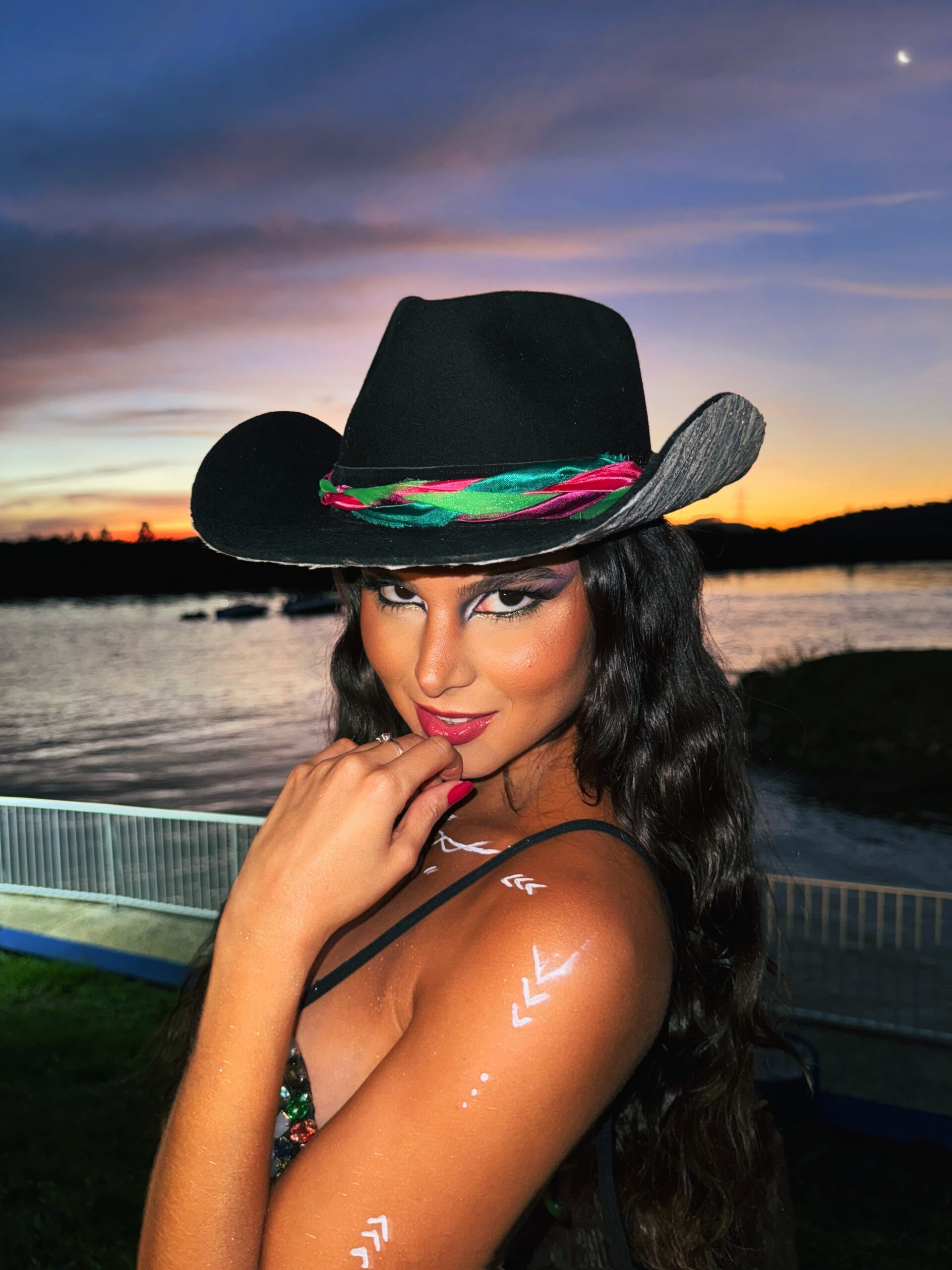 Facetune_13-05-2024-13-33-03