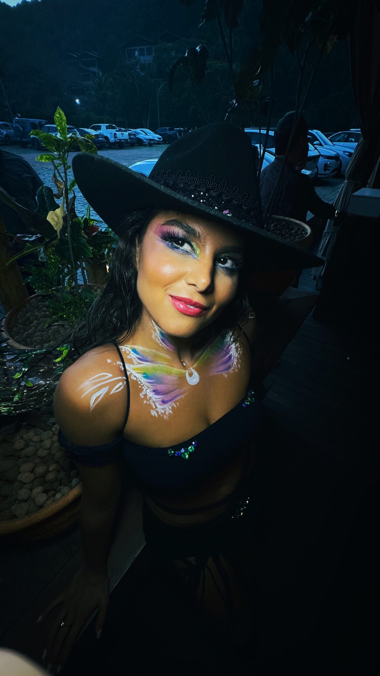 Facetune_16-06-2024-18-20-30