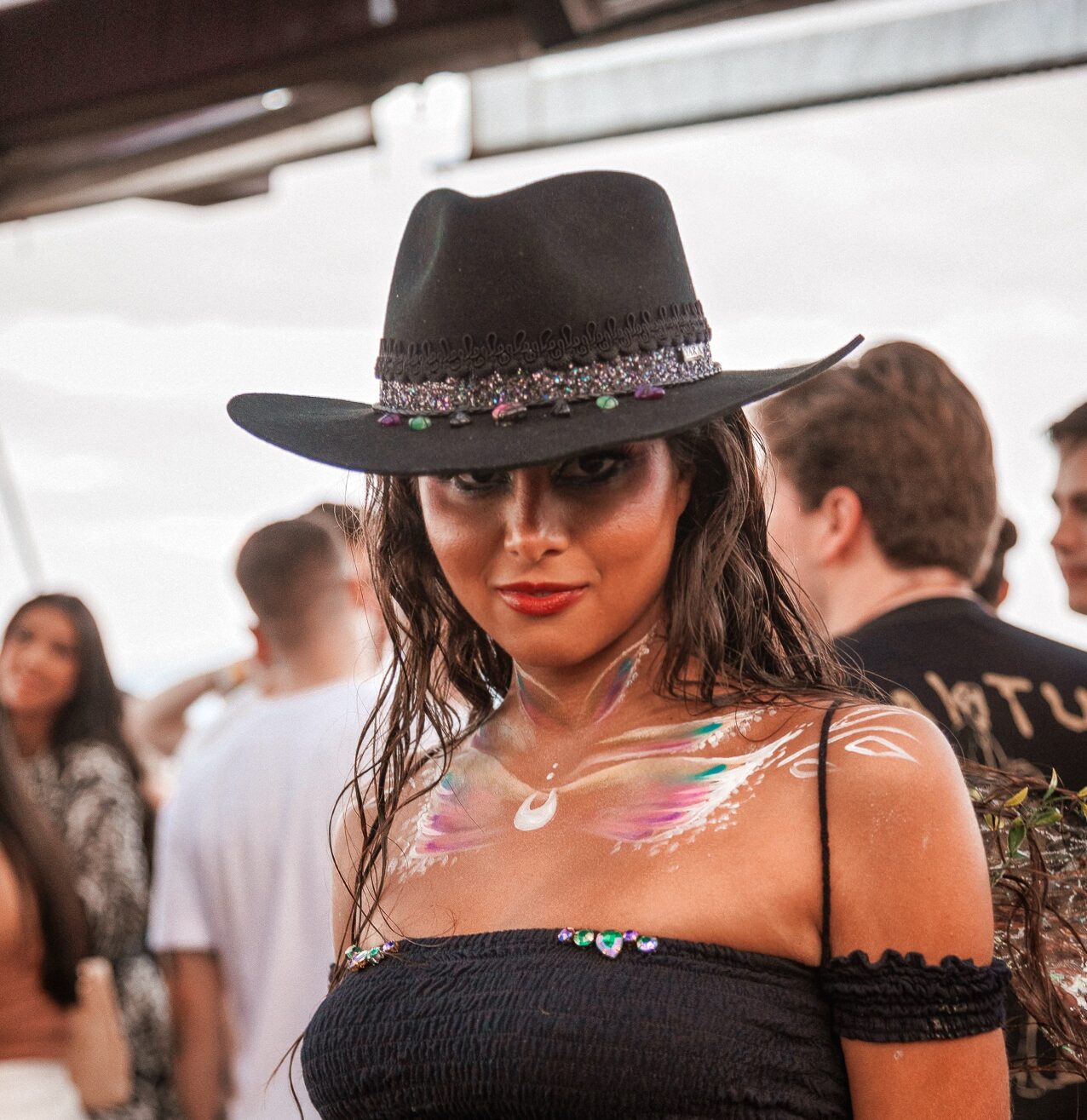Facetune_19-06-2024-08-07-49